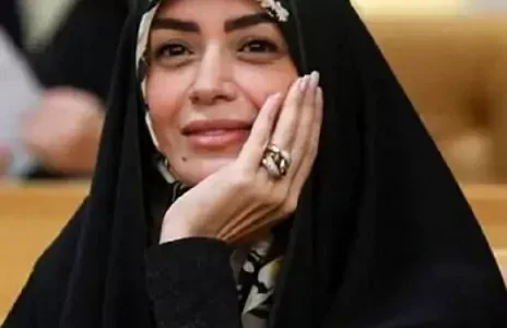 عکس جدید الهام چرخنده هز شوهر و مادر شوهرش در عزاداری شبهای قدر