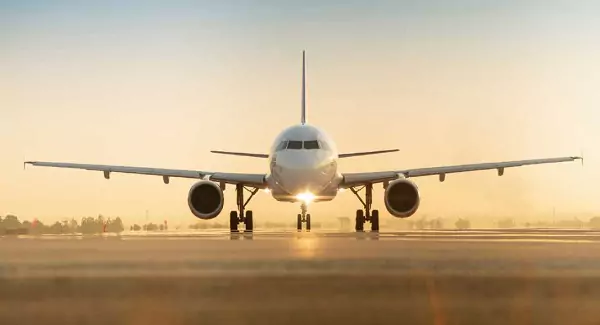 فرود اضطراری ۳ پرواز به دلیل شرایط نامساعد جوی در شیراز