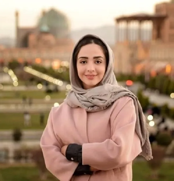 المیرا دهقانی