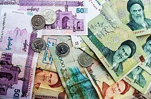 سقوط ۴۰ درصدی ارزش ریال از زمان حضور فرزین در بانک مرکزی