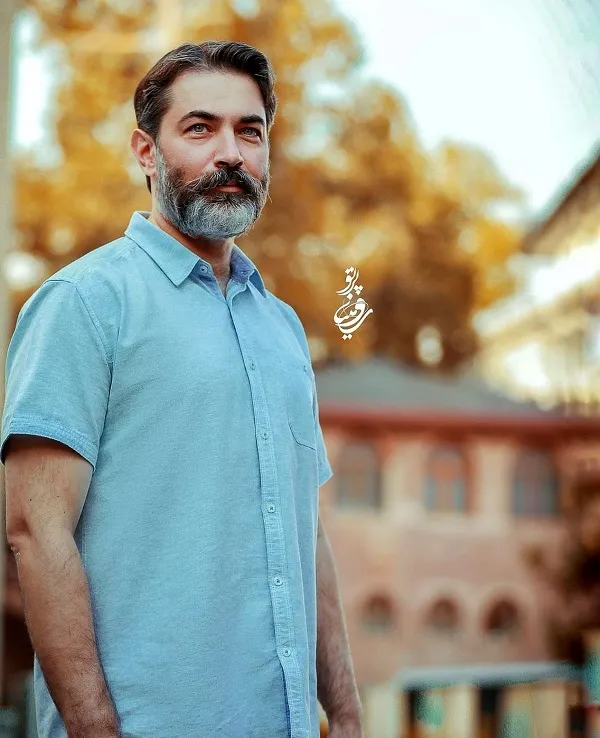 پارسا پیروزفر