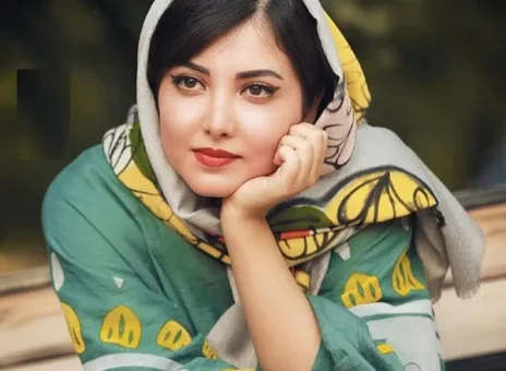 زیبا کرمعلی