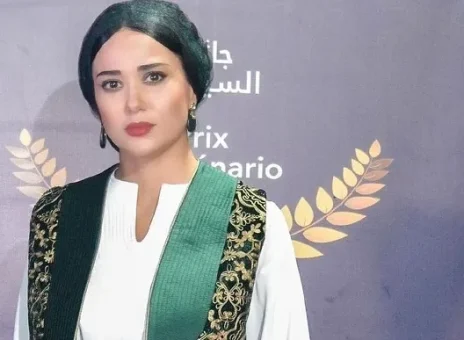 پریناز ایزدیار