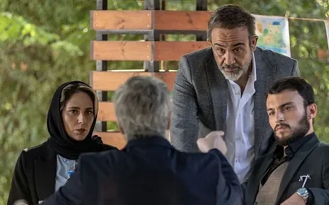 کامبیز دیرباز