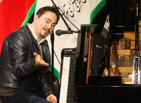 خشایار اعتمادی