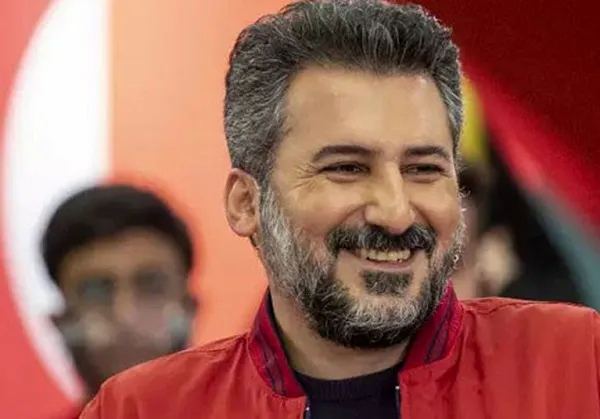  وحید آقاپور
