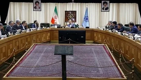 ابلاغ و اعطای تسهیلات ۵۰ هزار میلیارد تومانی برای رفع مشکل نقدینگی تامین مواد اولیه دارو و کارخانجات دارویی