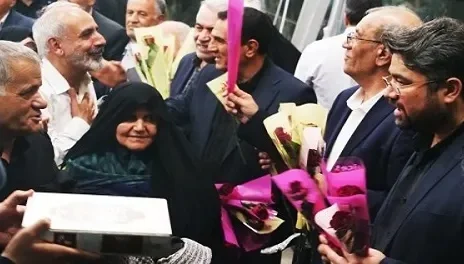 اعزام نخستین گروه بازنشستگان تأمین‌اجتماعی به مشهد مقدس