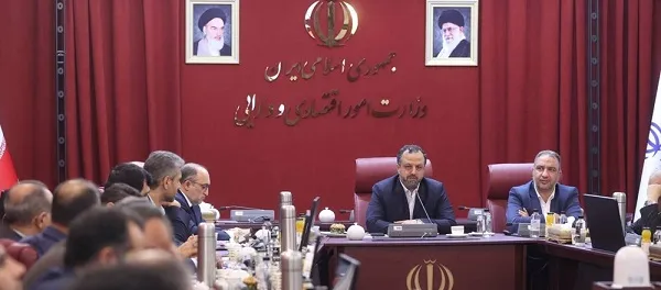 خاندوزی: ادارات کل در اتخاذ سیاست های استان ها نقش آفرین هستند