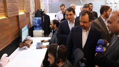بازدید وزیر اقتصاد از شرکت اعتبارسنجی ایران