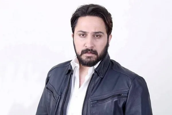 روزبه بمانی 