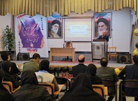 تلفیق صنعت و دانشگاه توسعه منطقه آزاد ماکو رقم می زند