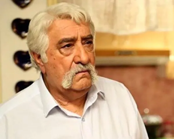 داریوش ارجمند