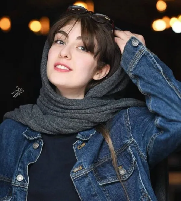 الیکا ناصری 