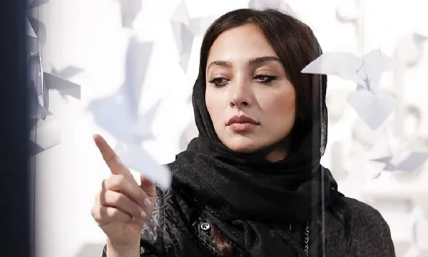 آناهیتا درگاهی