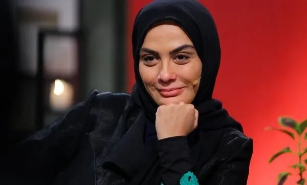 مونا فرجاد