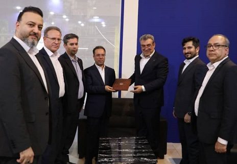 امضای سه تفاهم‌نامه همکاری توسط بانک سینا در اولین روز نمایشگاه تخصصی حمایت از ساخت داخل در صنعت نفت، گاز و پتروشیمی