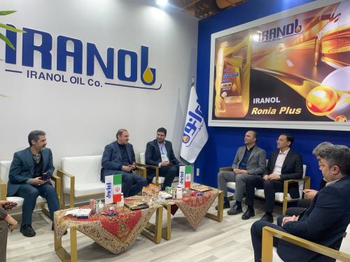 استقبال هیات های تجاری از غرفه شرکت نفت ایرانول در دومین‌‌ روز برگزاری سومین نمایشگاه اختصاصی تجارت با اوراسیا