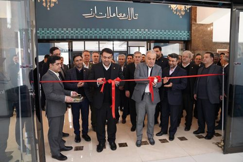 طراحی و تولید خلاقانه خدمات و محصولات بانک براساس نیاز مشتریان
