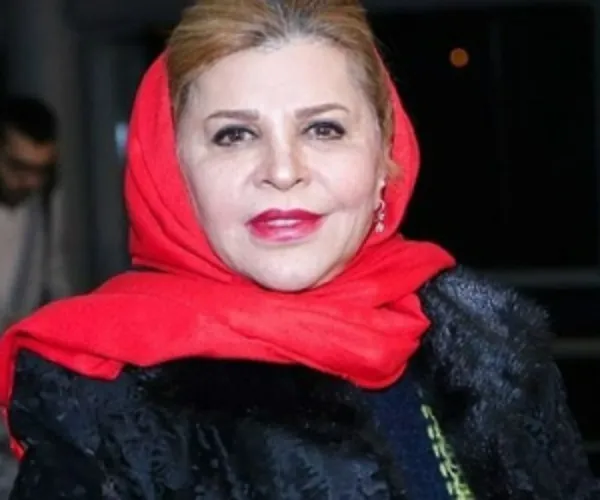 زری خوشکام