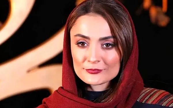 السا فیروزآذر
