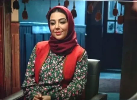 مونا غمخوار