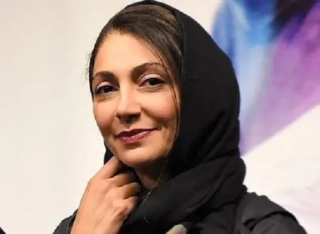 نیلوفر خوش خلق