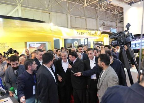 بازدید رئیس جمهور از غرفه بانک سپه در نمایشگاه بین المللی اوراسیا