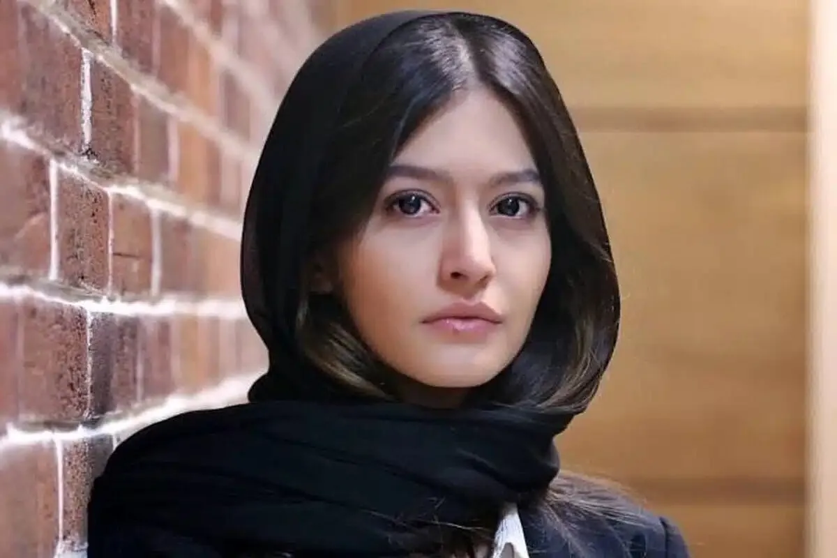 پردیس احمدیه از هند فارغ التحصیل شد