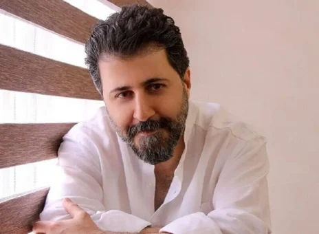درخواست خنده دار یک مجری زن از هومن حاج‌عبداللهی