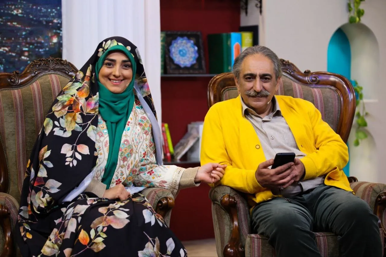 دعوت به یک شب نشینی خانوادگی با زوج مجری