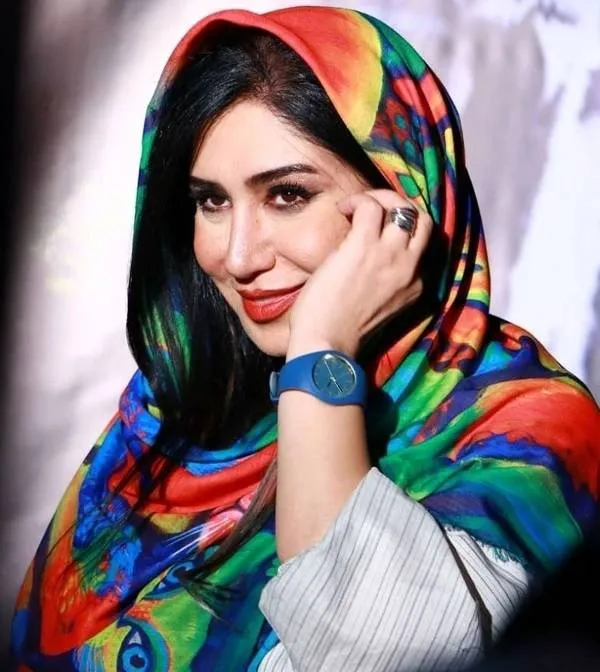 تبریک خاص نسیم ادبی برای سال نو از کنار دریا