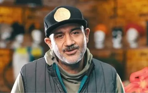 سورپرایز احساسی مهران غفوریان با حضور مادرش بین تماشاگران