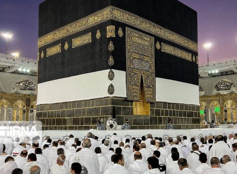 آغاز فروش ارز ویژه زائران حج تمتع ۱۴۰۴ در بانک ملی ایران