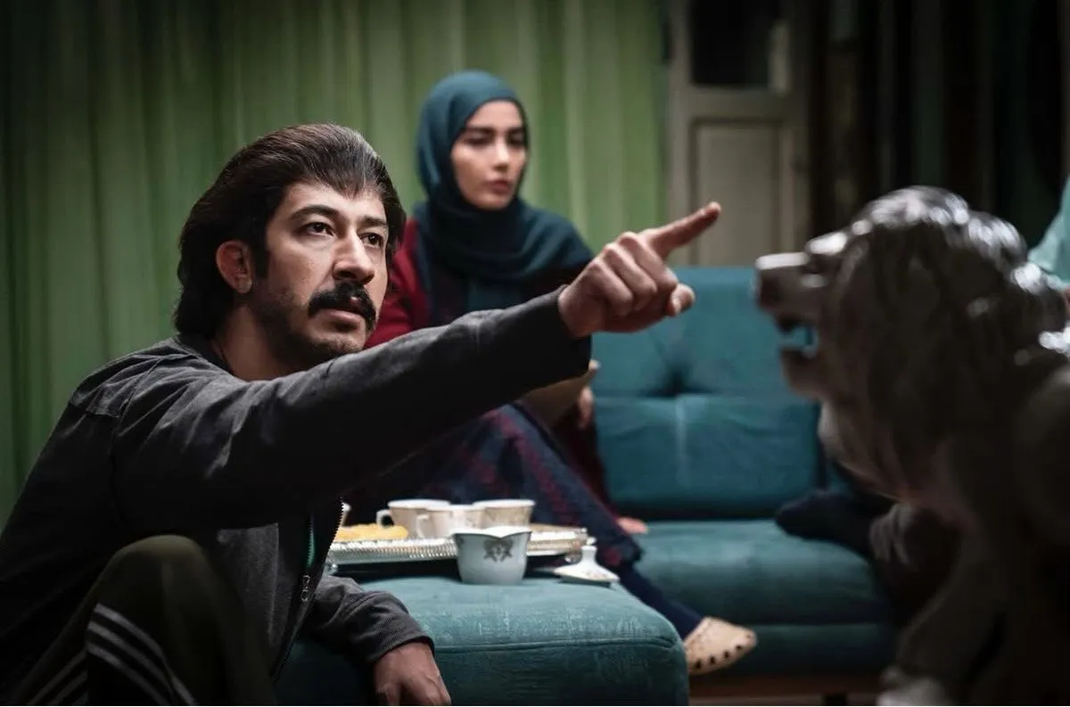 سوپرایز داغ از ساخت پایتخت ۸ و خانواده معمولی