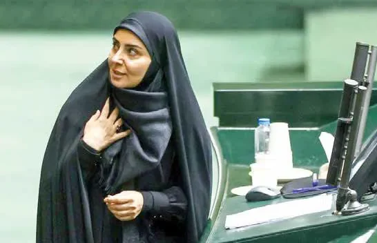 ۴۱ امضا‌ برای استیضاح وزیر راه