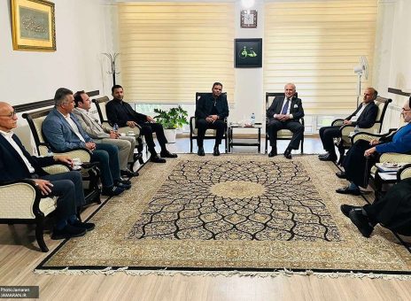 حضور اسطوره پرسپولیس با کراوات در ملاقات خاتمی