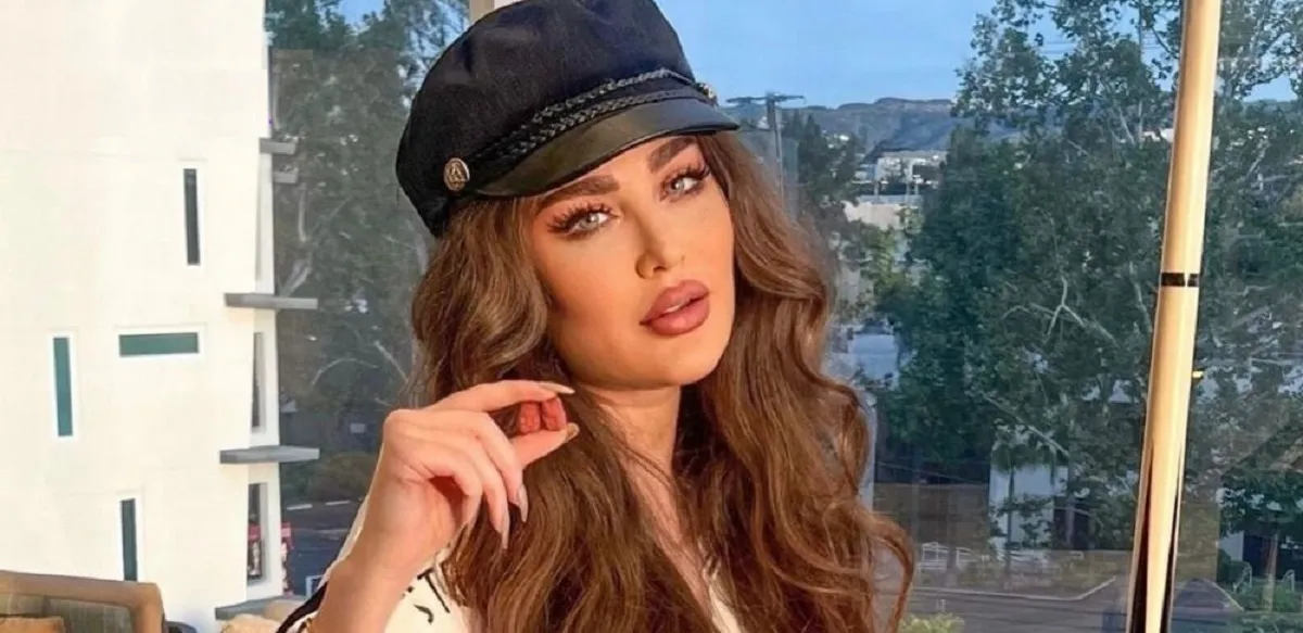 عکس فتوشاپی طلا گلزار در کن آبرو برد