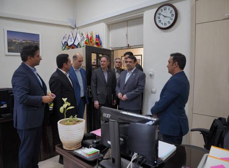 بازدید مدیرعامل بانک ملی ایران از اداره کل روابط عمومی به مناسبت روز جهانی ارتباطات و روابط عمومی