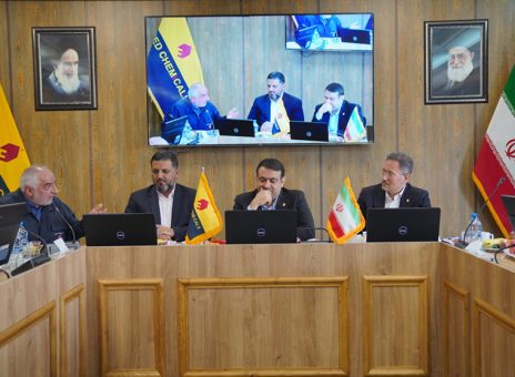 بازدید مدیرعامل بانک ملی ایران از چند واحد تولیدی در استان خراسان رضوی در راستای حمایت از تولید