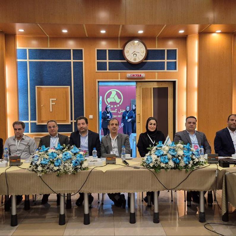 همایش آموزشی تخصصی نمایندگی‌های فروش شمال غرب بیمه دی در تبریز برگزار شد