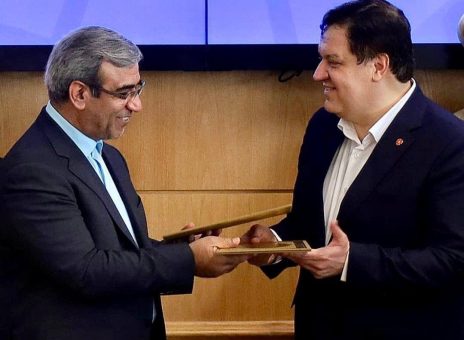 بانک ملت و استانداری خراسان رضوی تفاهمنامه همکاری امضا کردند