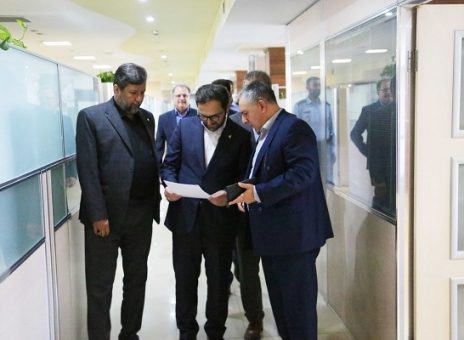 بازدید میدانی مدیرعامل بانک کشاورزی / متقی‌نیا: خدمت‌رسانی بانک کشاورزی بدون وقفه تداوم دارد