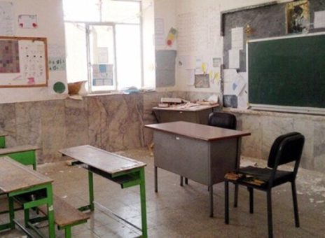 مسجد و مدرسه فرسوده پناهگاه نیست، گور دسته‌جمعی است!