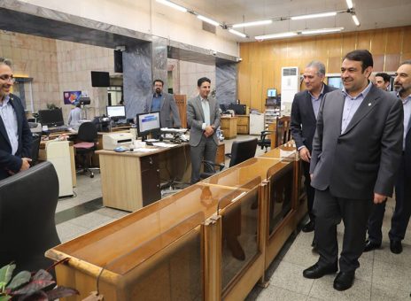 بازدید مدیرعامل بانک ملی ایران از شرکت داده ورزی سداد و شعبه مرکزی