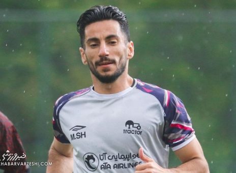 مدافع پرسپولیسی برای تمدید به توافق رسید