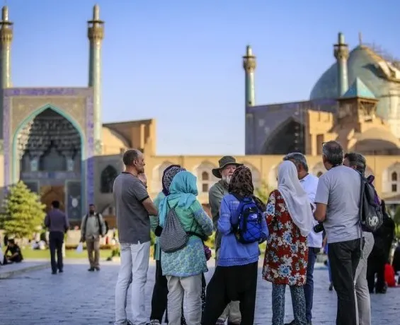 ظرفیت و ضعف گردشگری ایران
