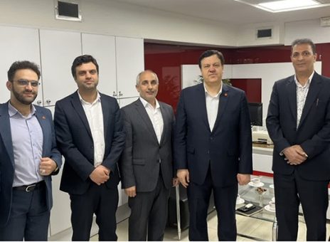 بازدید مدیرعامل بانک ملت از شعب و واحدهای ستادی خدمات رسان در تهران