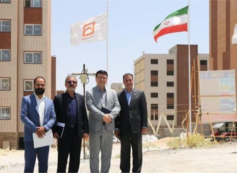 بازدید مدیر شعب بانک مسکن چهارمحال و بختیاری از پروژه اقدام ملی مسکن در شهرکرد