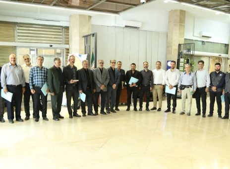 ارزیابی سراسری خسارت خودروهای آسیب‌دیده در جنگ/ بیمه ایران پیشگام خدمت‌رسانی به زیان‌دیدگان جنگ ۱۲ روزه